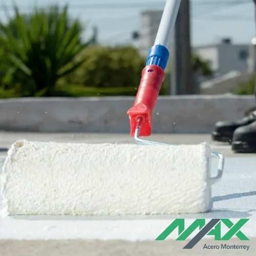 Aplicación de impèrmeabilizante en azotea