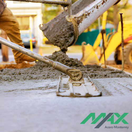 Vaciado y alisado de hormigón para firme de concreto