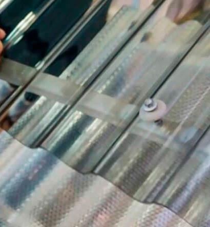 Instalación de la lámina de policarbonato acanalada.