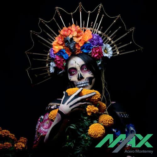 Mujer disfrazada de catrina para celebración de día de muertos