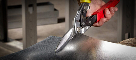 Tijeras de hojalatero para cortar láminas de acero