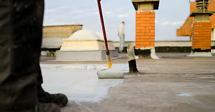 Aplicación de tipos de impermeabilizantes para techo de concreto